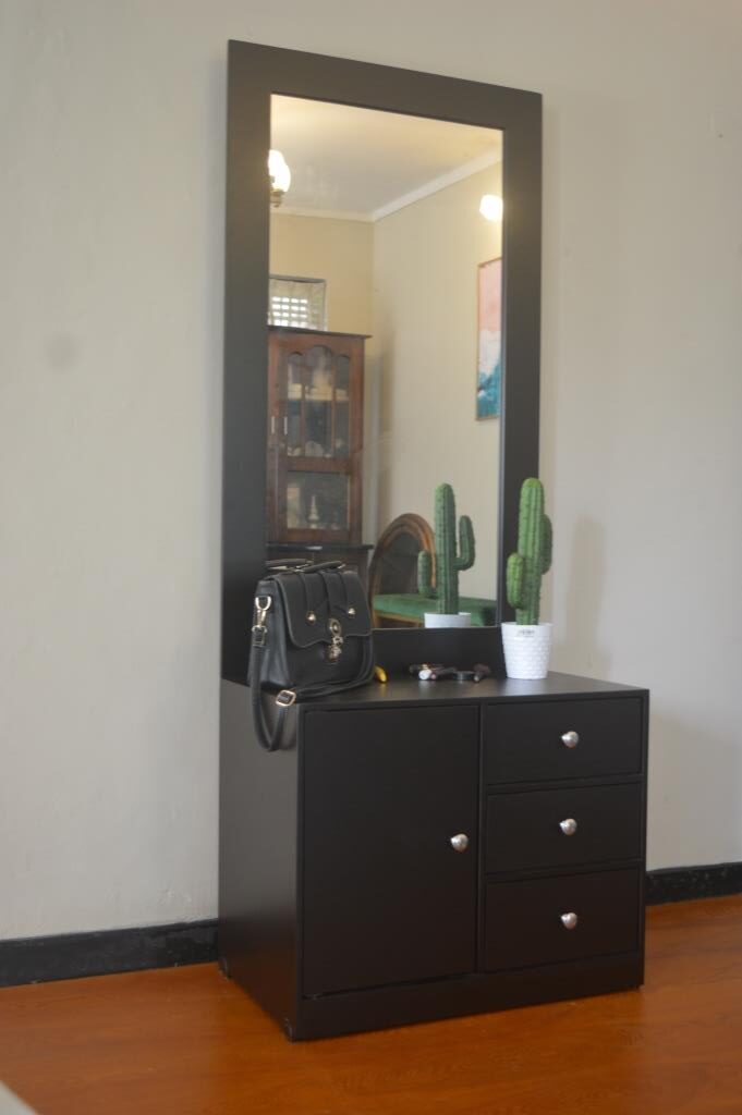 Dressing Table Model 95