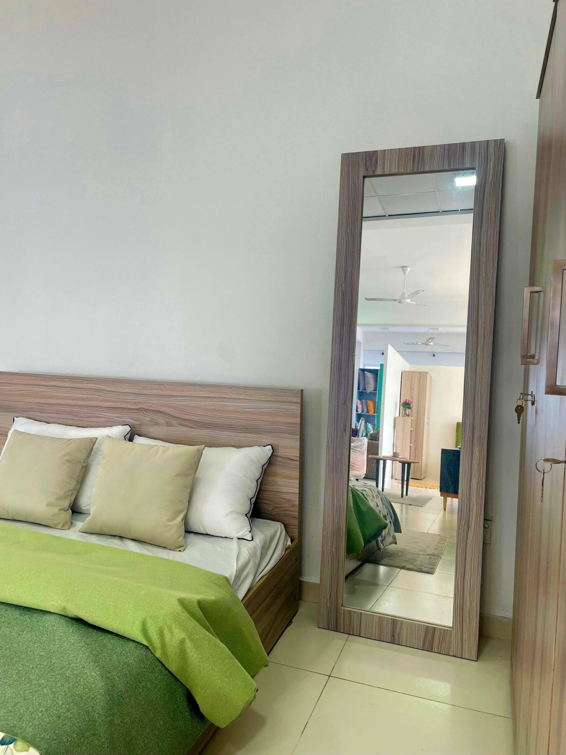 2ft x 6ft Melamine Mirror