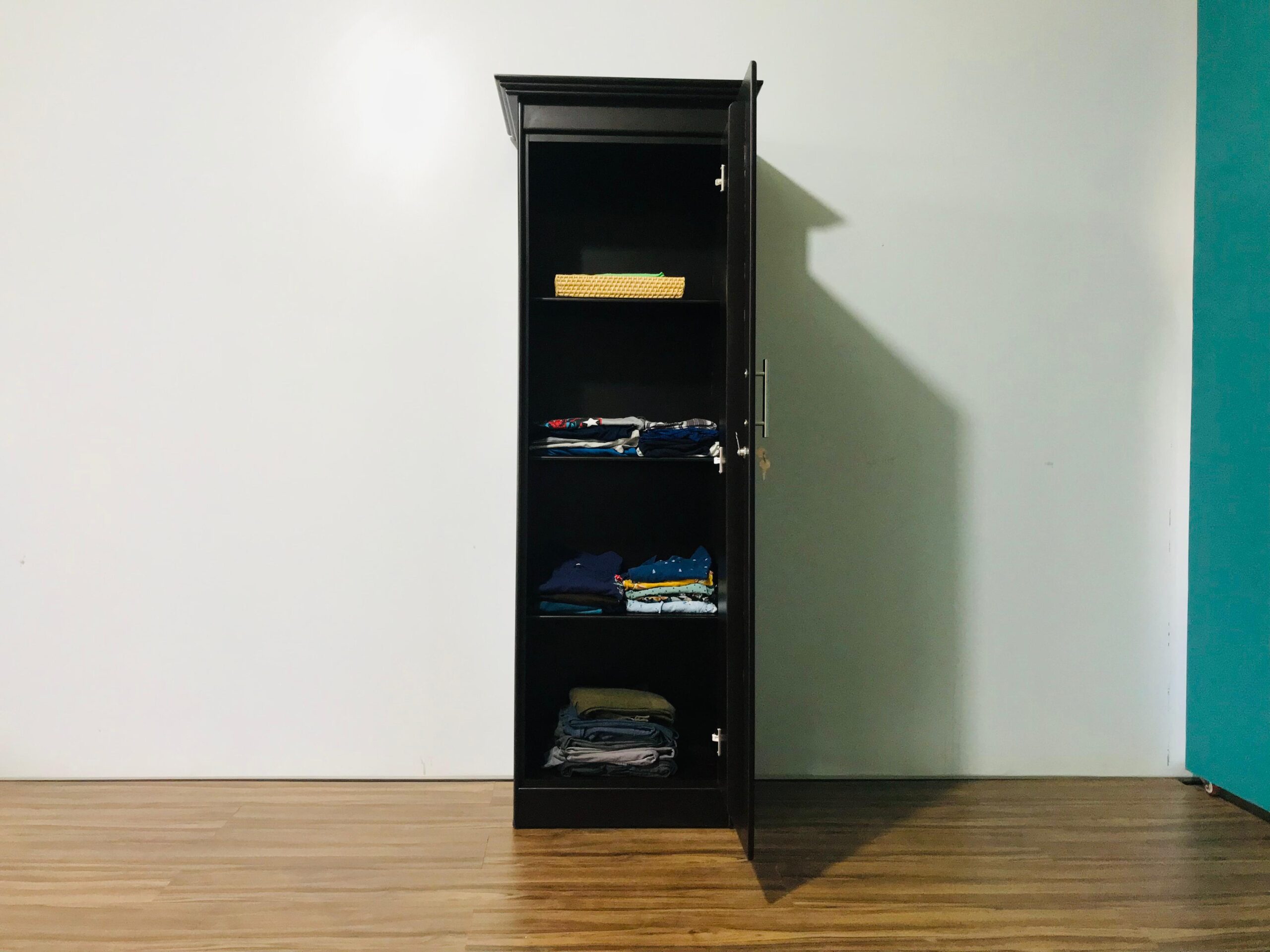 Smart Storage Cupboard - Image 4