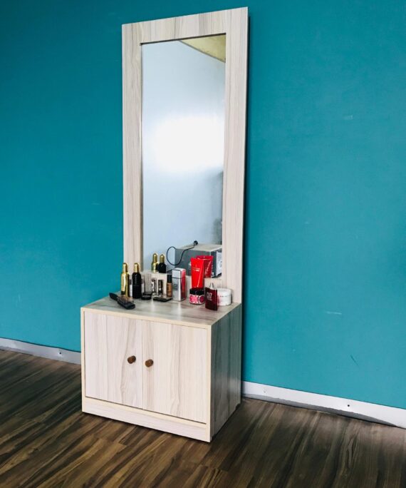 Elle Dressing Table
