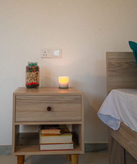 Melda Nightstand (Melamine)