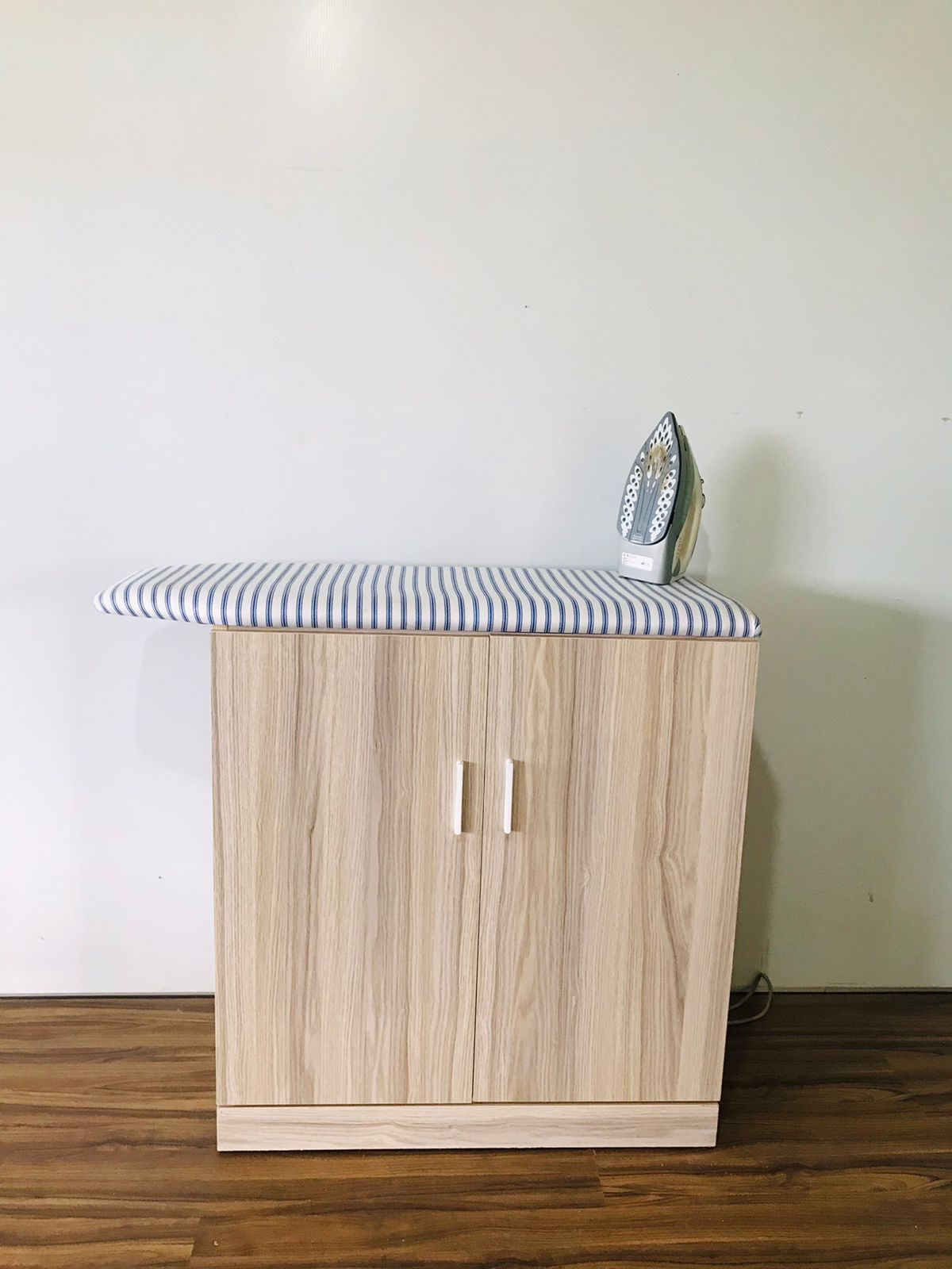 Visby Ironing Table - Image 2