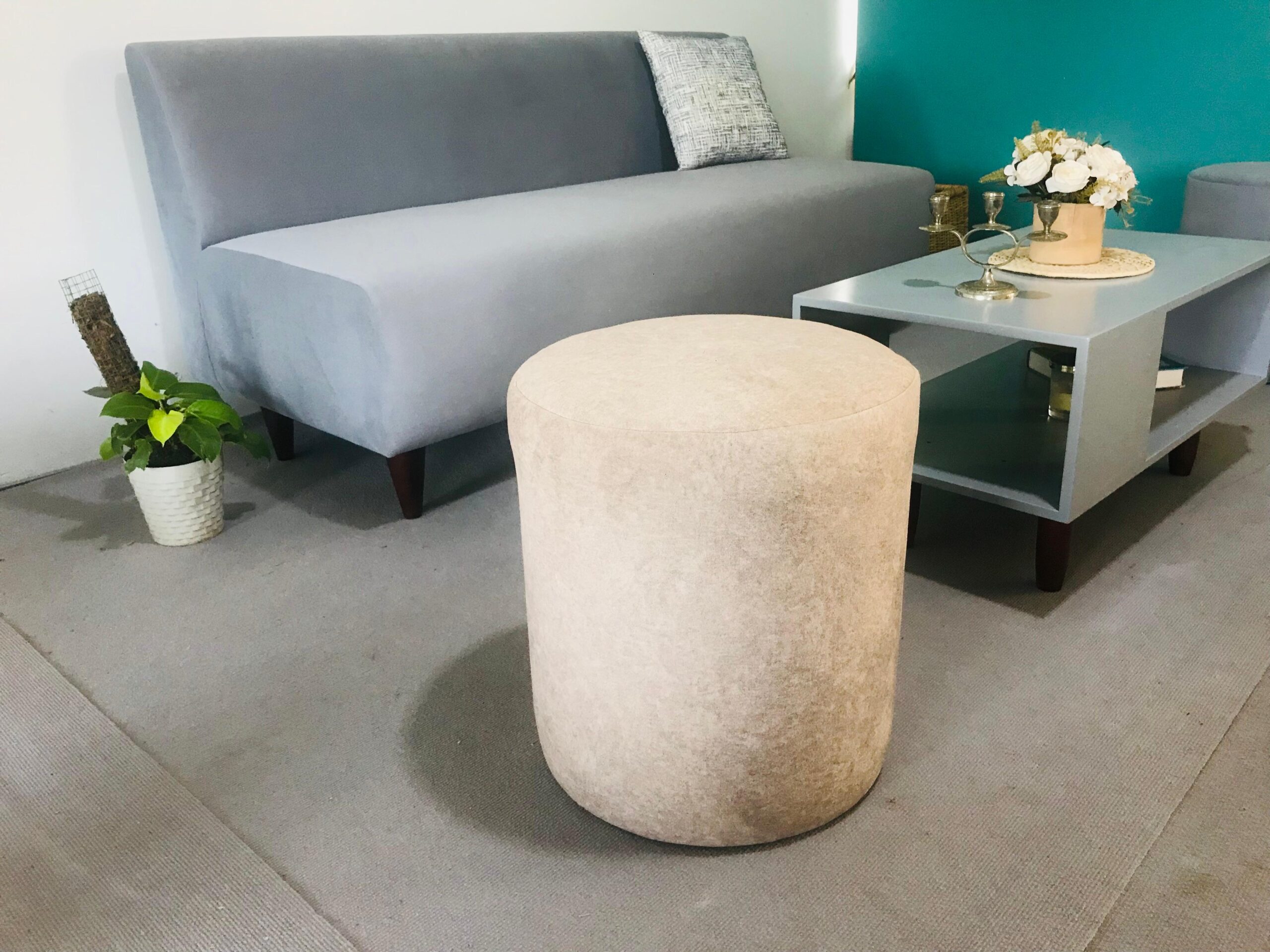 Round Ottoman - Image 3