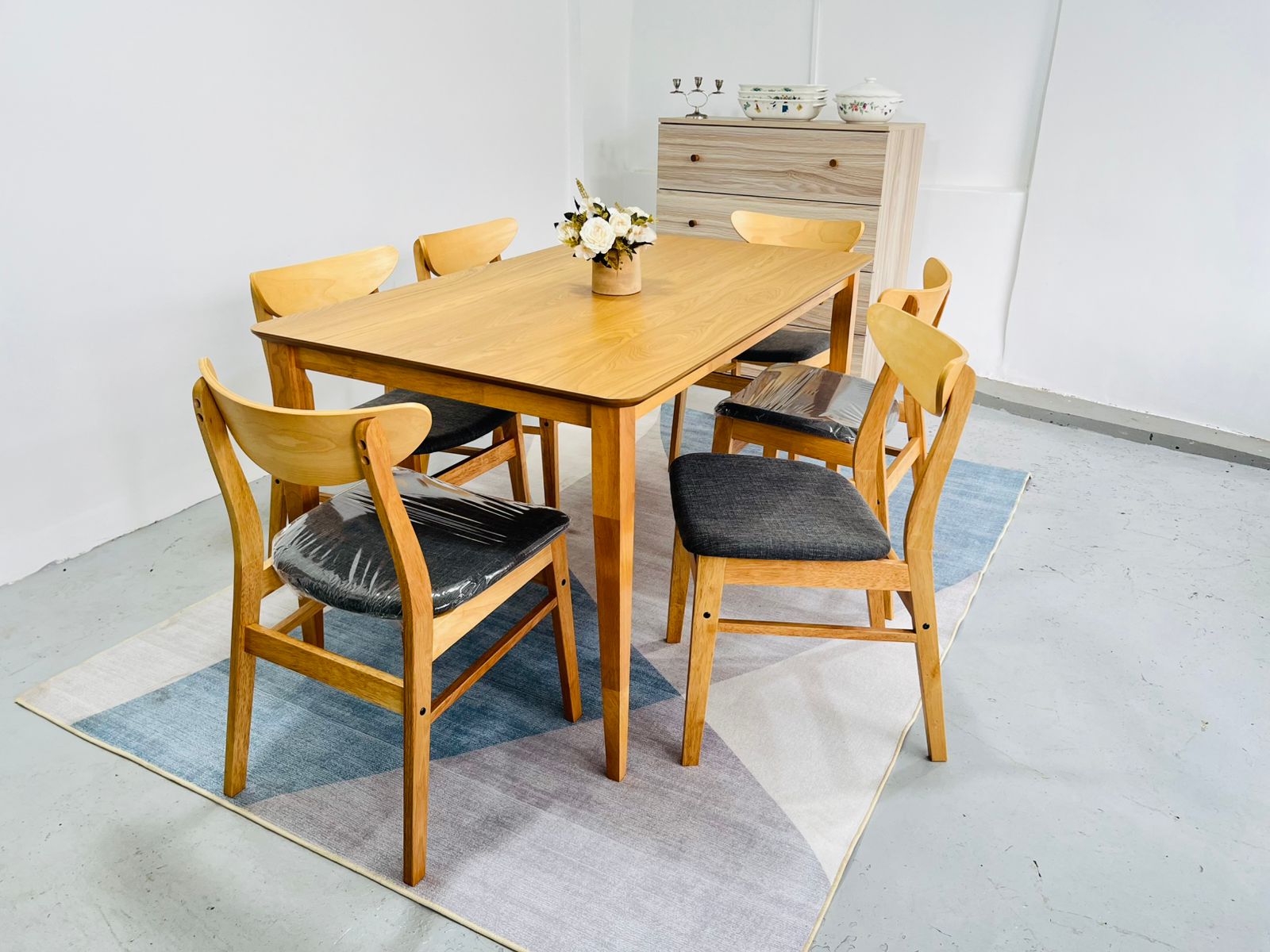 Macy 6 Seater Dining Suite - Image 15