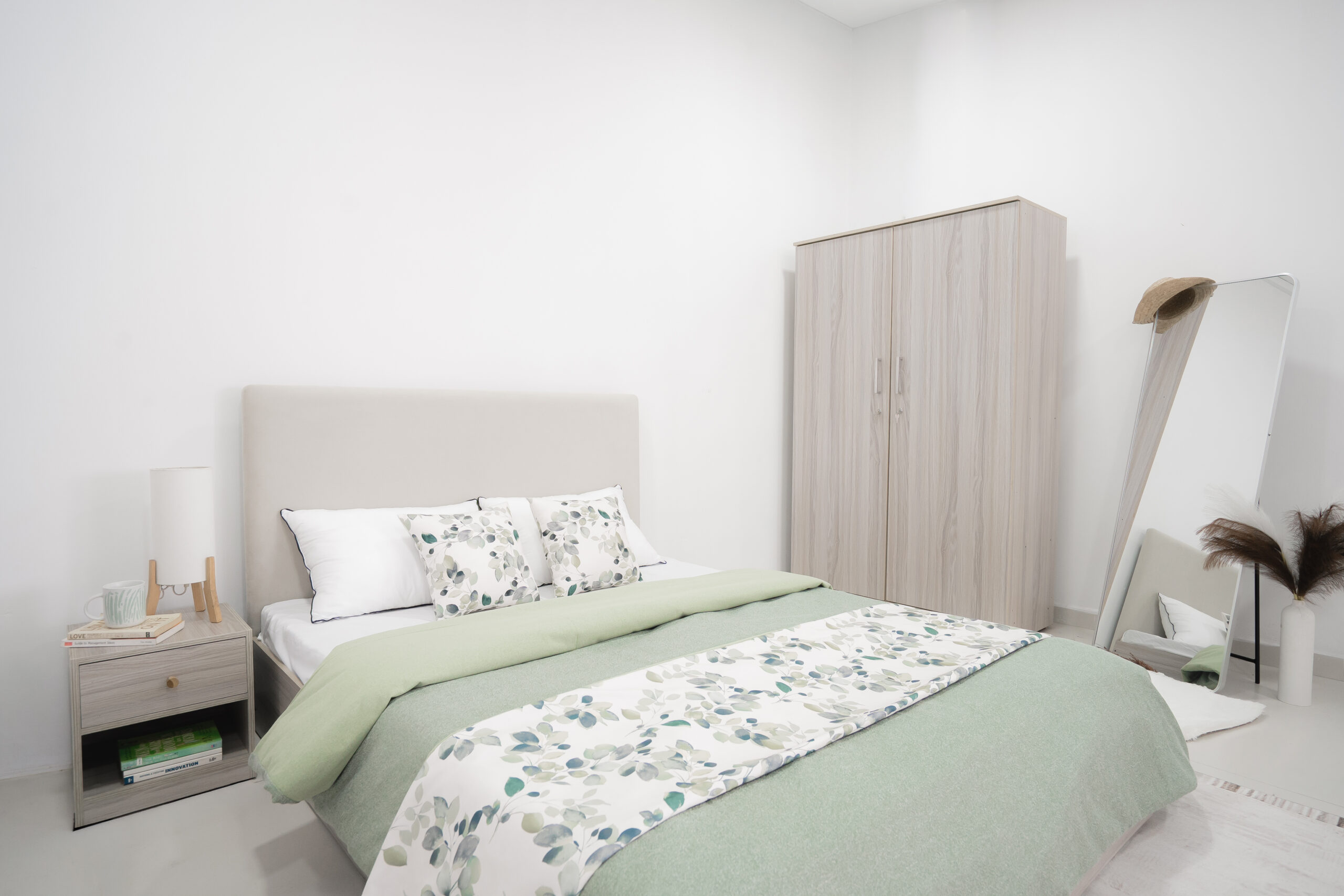 Upholstered Bed - Image 3